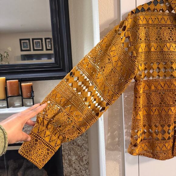 Anthropologie x La Maise Studio Kimaya Buttondown Shirt Size Medium - Picture 9 of 11